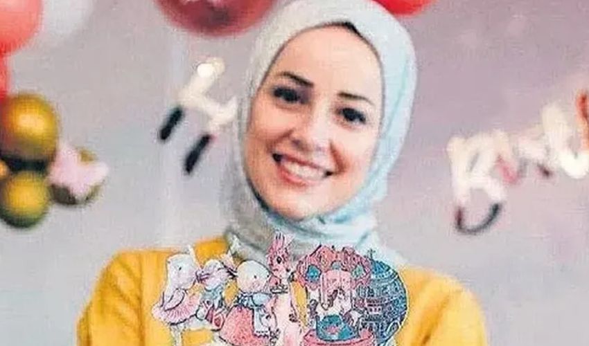 Dilara G. hikayesini anlattı! ‘Annem babamın Uğur Dündar olduğunu söyledi’ Dilara G. hikayesini anlattı! ‘Annem babamın Uğur Dündar olduğunu söyledi’ - 1. Resim