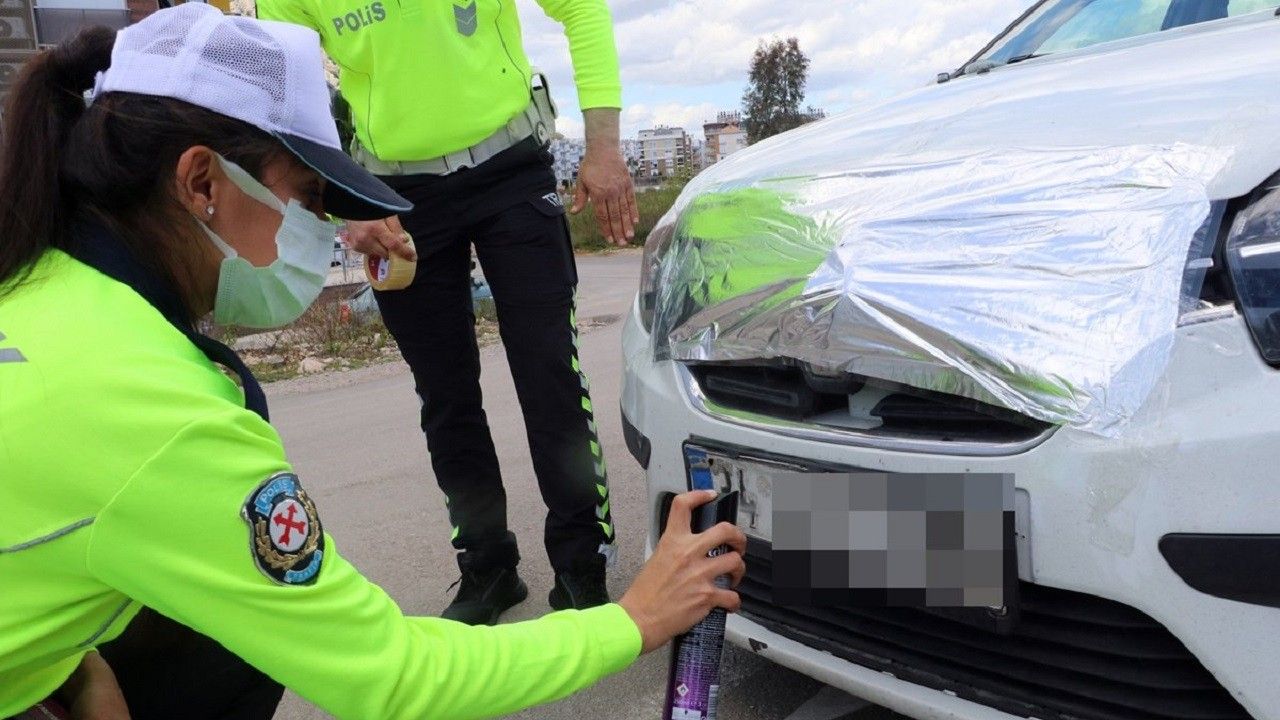 Düşük hız limiti kaza sebebi, ani değişim sürücüleri riske atıyor - 2. Resim