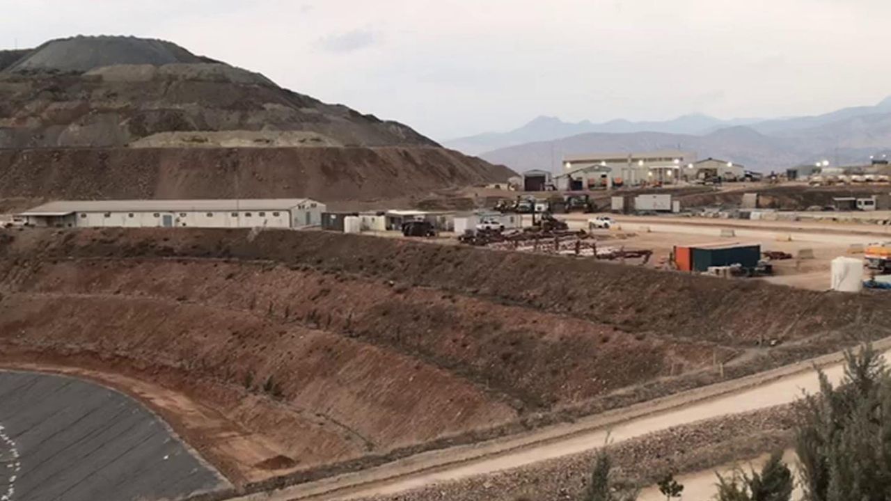Erzincan İliç maden kazasında göçük altında kalan 8 kişi henüz kurtarılamadı - 1. Resim