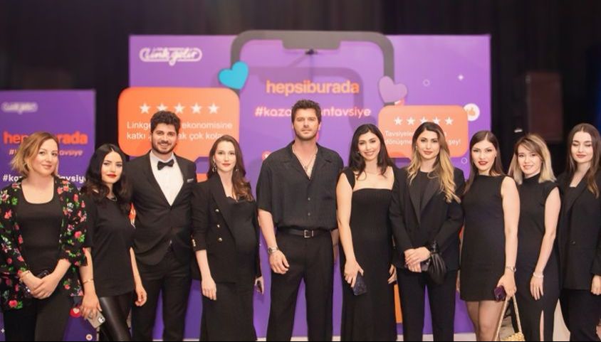 Hepsiburada tavsiye ekonomisini büyütüyor! Tavsiye’nin Lideri, Link Gelir ile hanelere 1 milyar TL kazandıracak Hepsiburada tavsiye ekonomisini büyütüyor! Tavsiye’nin Lideri, Link Gelir ile hanelere 1 milyar TL kazandıracak - 1. Resim