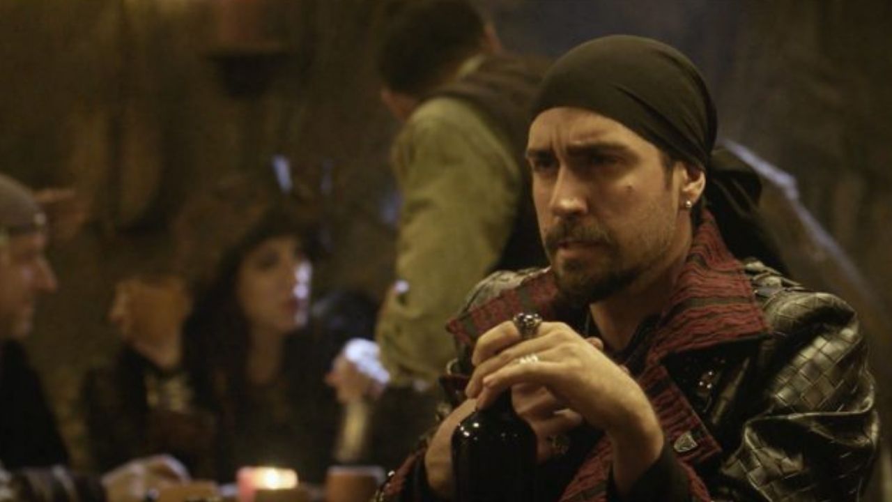 Prens dizisinde Kaptan Vandyke rolünü canlandıran Çağlar Ertuğrul’un hayatı ve biyografisi Prens dizisinde Kaptan Vandyke rolünü canlandıran Çağlar Ertuğrul’un hayatı ve biyografisi - 2. Resim