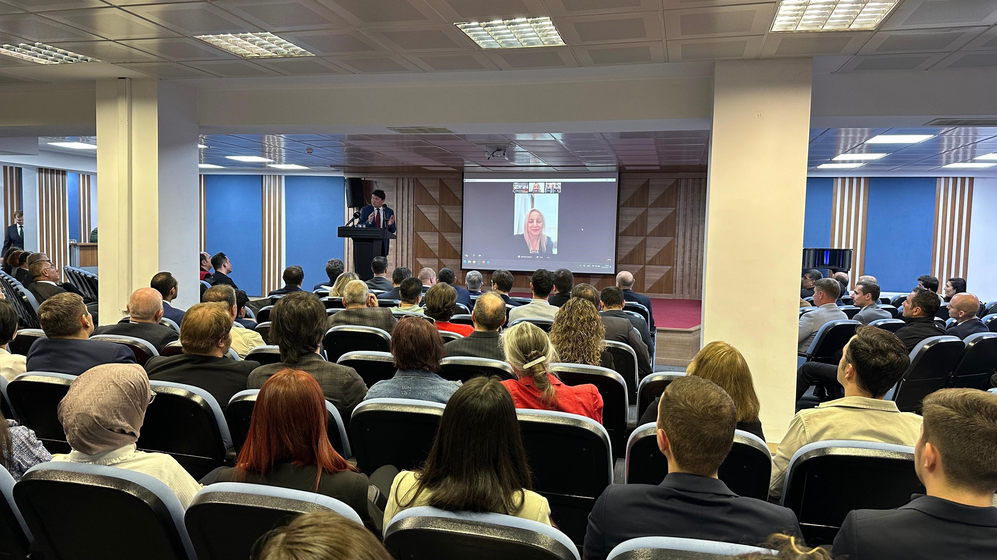 Rusya Büyükelçisi tanıttı! Ben Vladimir Putin kitabı yayında Rus elçisi tanıttı! Ben Vladimir Putin - 1. Resim