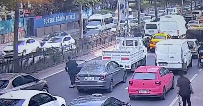 Sarıyer'deki taksici cinayetinde zanlının ifadesi ortaya çıktı: 200 dolar için tartıştık Sarıyer'deki taksici cinayetinde zanlının ifadesi ortaya çıktı: 200 dolar için tartıştık - 2. Resim