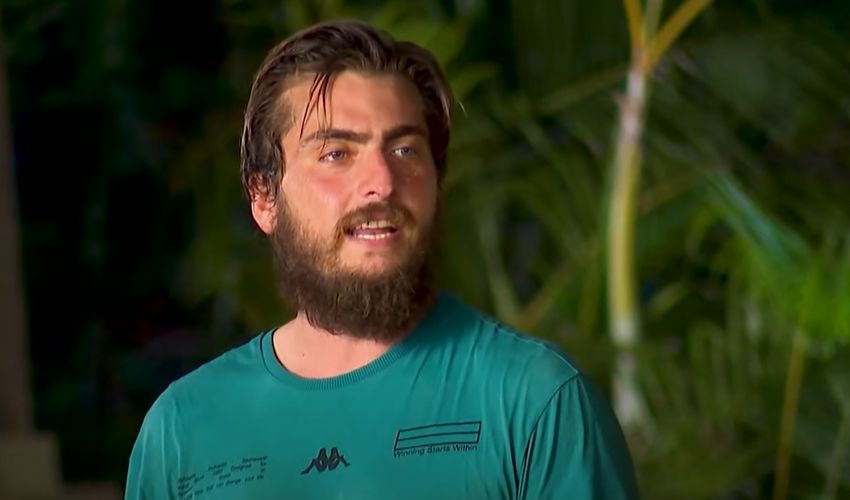 Survivor All Star’dan elenen Yaman gözyaşlarına hakim olamadı! Ögeday’a söyledikleri dikkat çekti Survivor All Star’dan elenen Yaman gözyaşlarına hakim olamadı! Ögeday’a söyledikleri dikkat çekti - 1. Resim