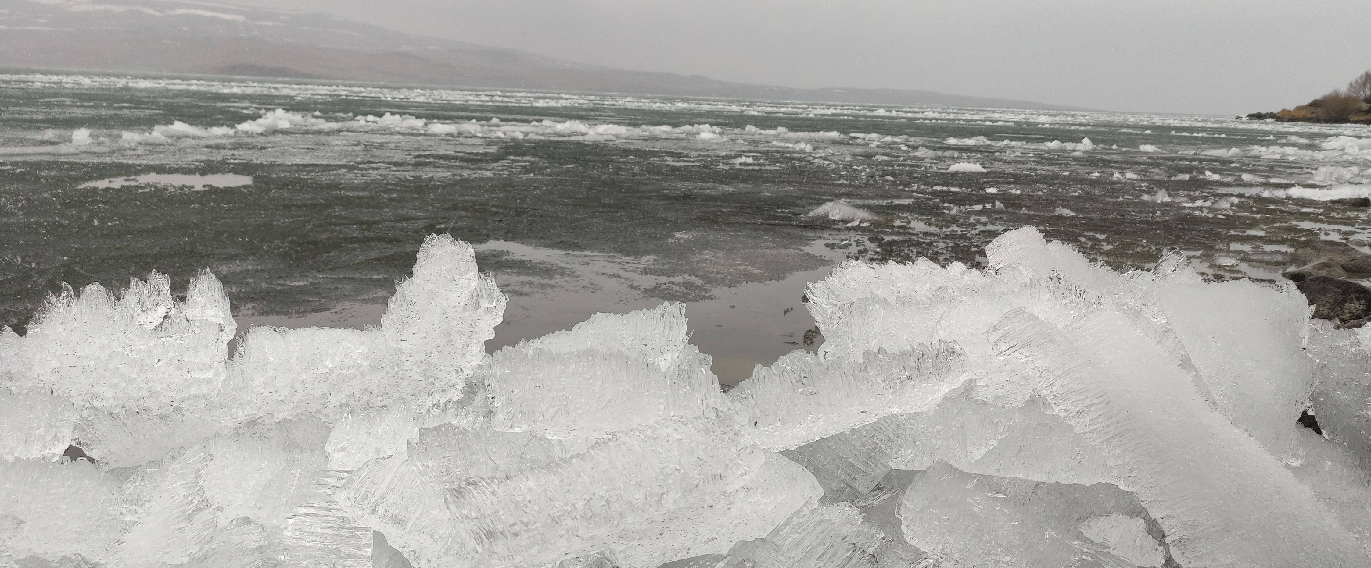 Burası Antarktika değil Çıldır Gölü! Görüntüler kutupları aratmıyor - 1. Resim