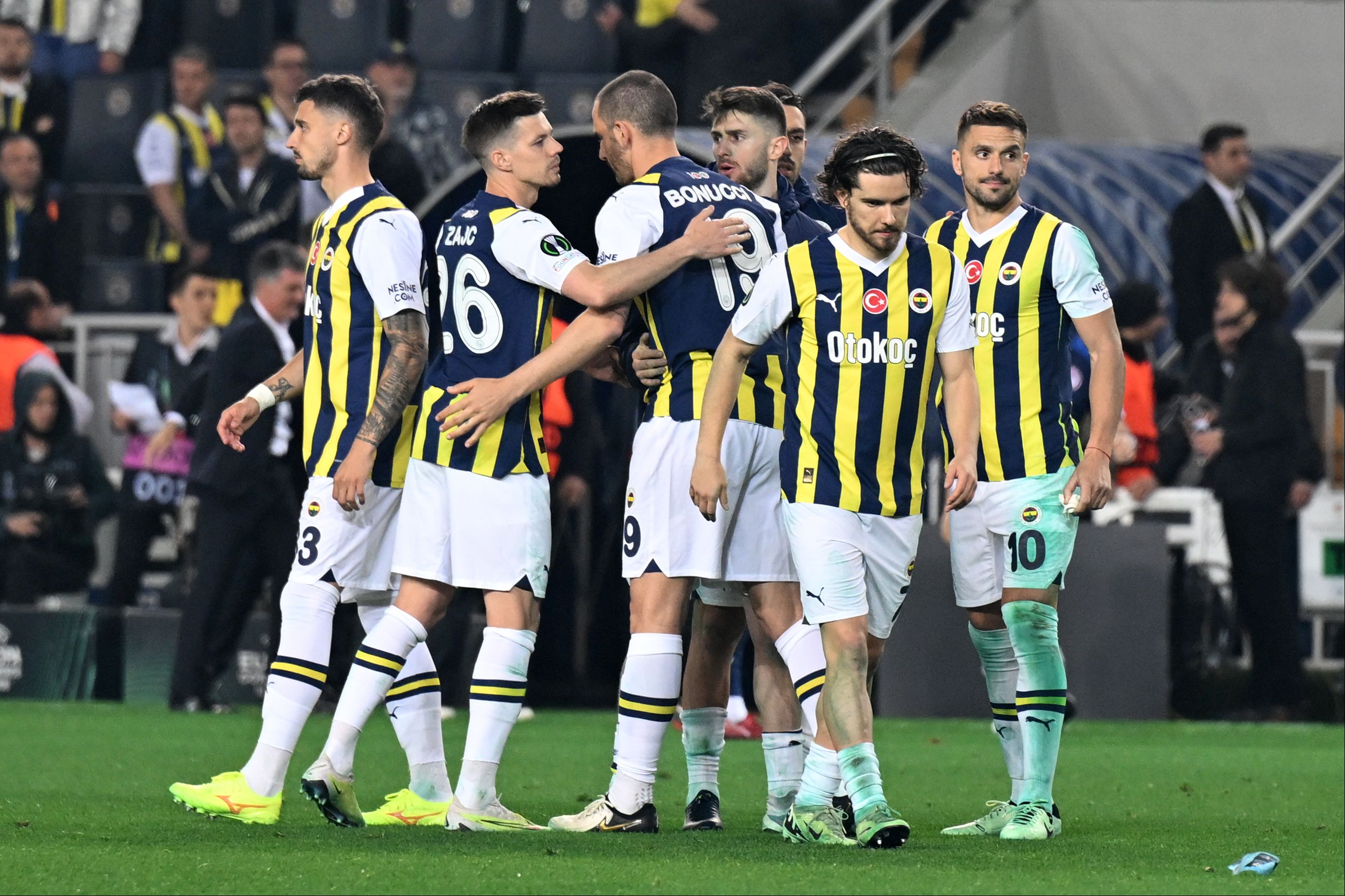 Fenerbahçe Olimpiakos'a penaltılarla elendi: Kahır mektubu Fenerbahçe Olimpiakos'a penaltılarla elendi: Kahır mektubu - 7. Resim