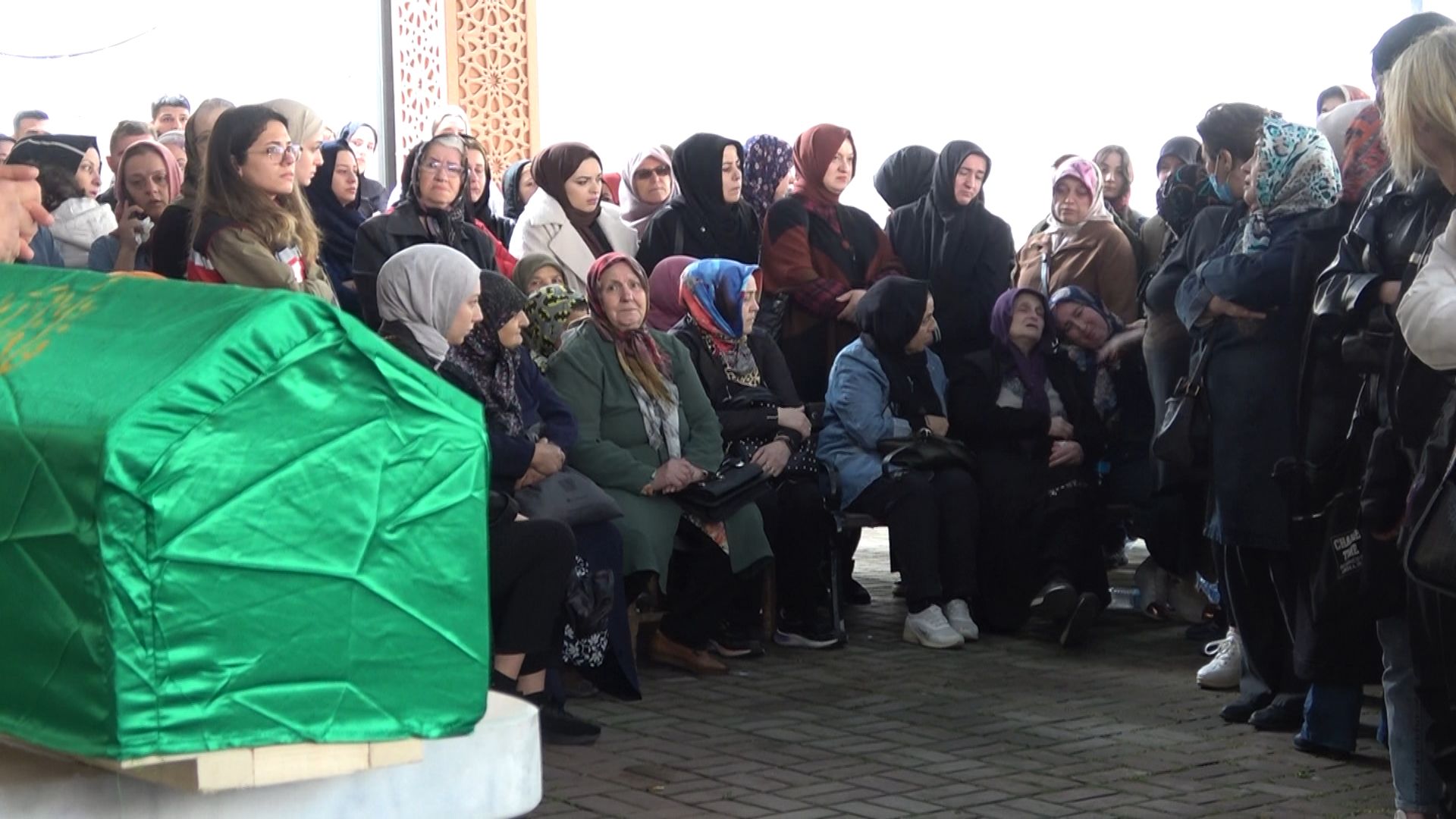 Ölümünden 3 gün önce organlarını bağışlamıştı: Melek, gözyaşlarıyla uğurlandı - 4. Resim