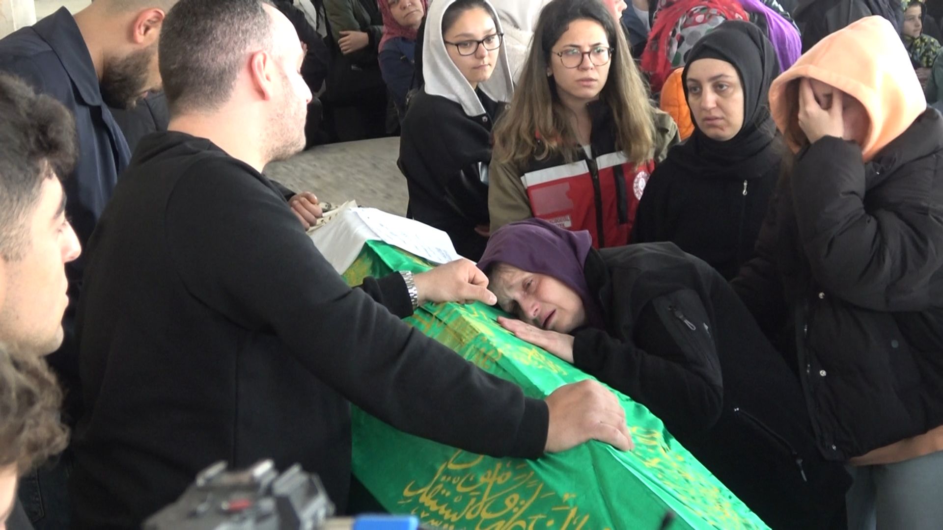 Ölümünden 3 gün önce organlarını bağışlamıştı: Melek, gözyaşlarıyla uğurlandı - 3. Resim