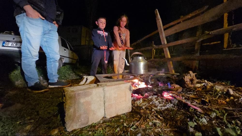 Tokat'ta 5,6 büyüklüğünde deprem! Çorum, Ordu, Kırşehir, Samsun, Kayseri ve Ankara'da hissedildi Tokat'ta 5,6 büyüklüğünde deprem! Çorum, Ordu, Kırşehir, Samsun, Kayseri ve Ankara'da hissedildi - 6. Resim