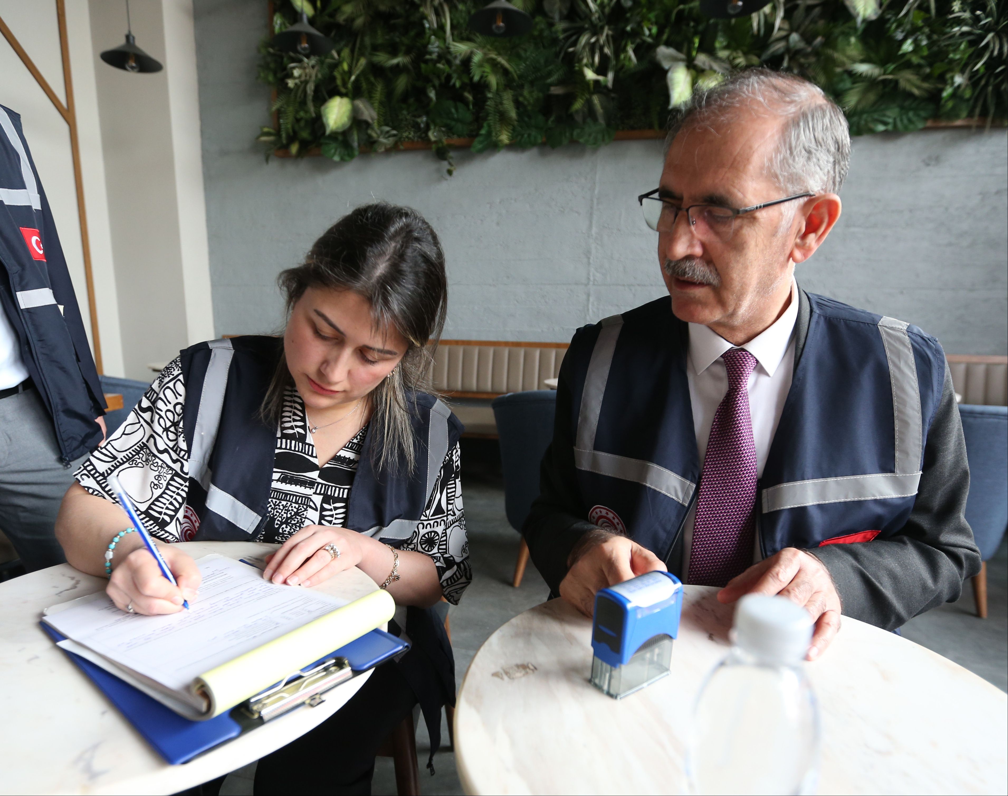 Vatandaşlar fahiş fiyatları boykot edecekti: Ticaret Bakanlığı 81 ilde denetimde Vatandaşlar fahiş fiyatları boykot edecekti: Ticaret Bakanlığı 81 ilde denetimde - 3. Resim