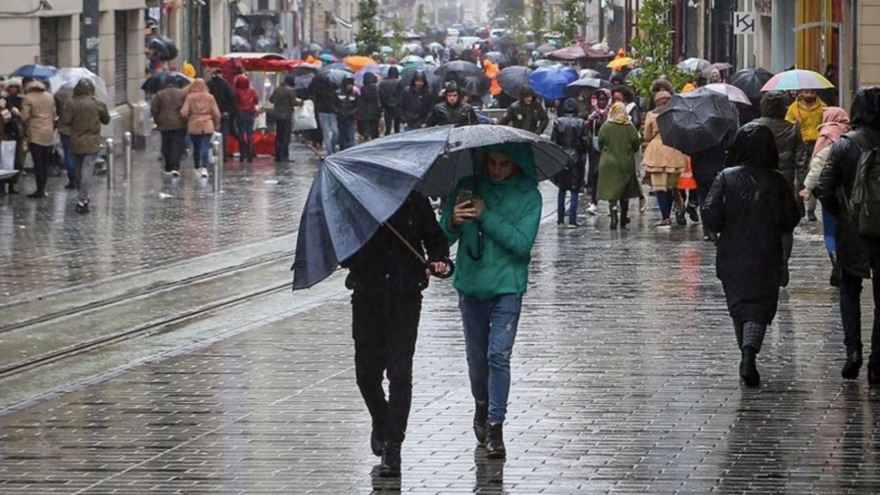 Yarın 20 Nisan Cumartesi İstanbul’da yağmur bekleniyor Yarın 20 Nisan Cumartesi İstanbul’da yağmur bekleniyor - 1. Resim