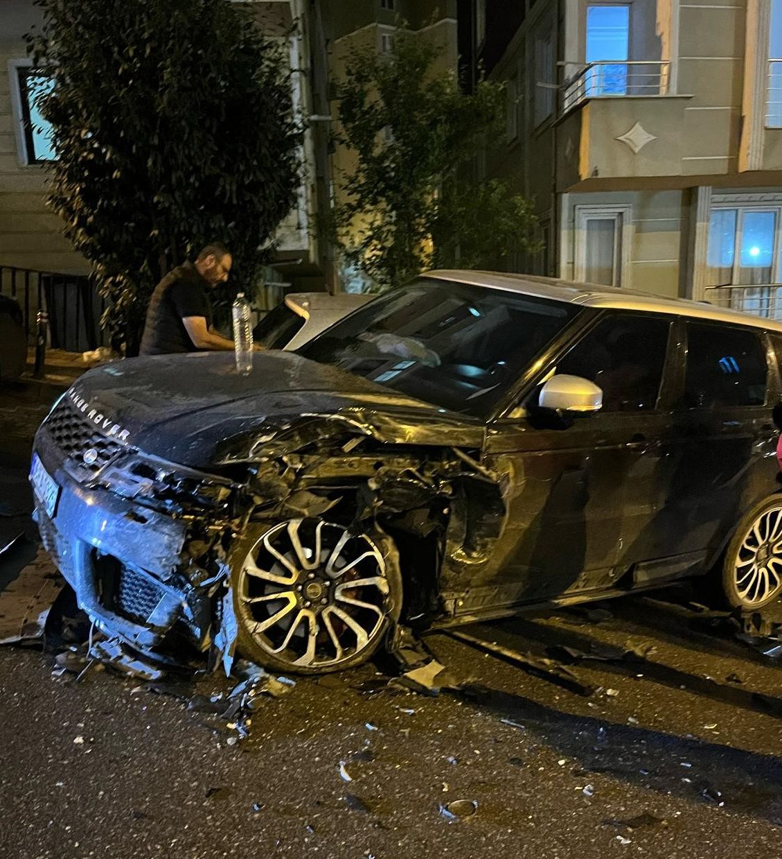 Freni tutmayan otomobil, 14 aracı biçti Freni tutmayan otomobil, 14 aracı biçti - 1. Resim