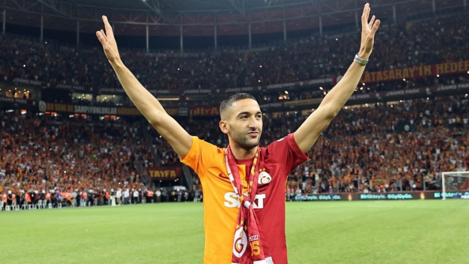 Hakim Ziyech'in s&ouml;zleşmesindeki madde ortaya &ccedil;ıktı! Gelecek sezon alacağı maaş belli oldu - 1. Resim