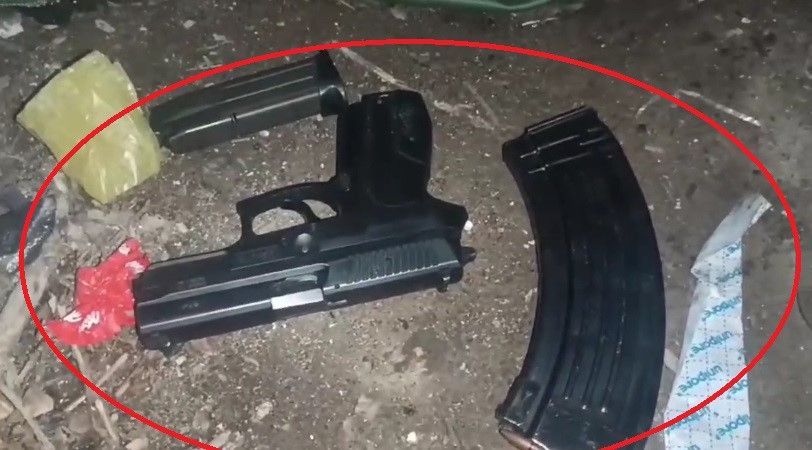 Otomatik silahla yaralama, gasp, tehdit... Elindeki dövme çeteyi ele verdi Otomatik silahla yaralama, gasp, tehdit... Elindeki dövme çeteyi ele verdi - 4. Resim