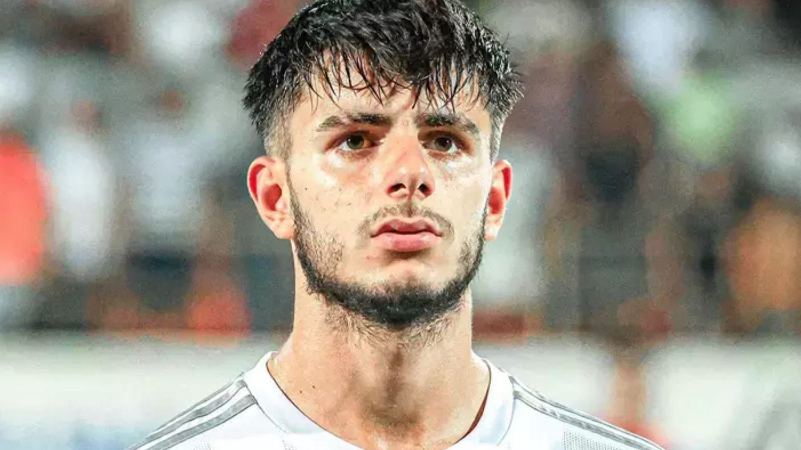 Beşiktaş'ta Berkay Vardar'ın takımdan gönderiliş sebebi belli oldu! Samet Aybaba faturayı ağır kesti Beşiktaş'ta Berkay Vardar'ın takımdan gönderiliş sebebi belli oldu! Samet Aybaba faturayı ağır kesti - 1. Resim