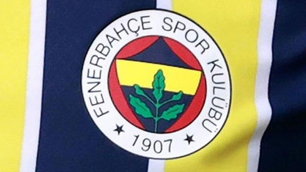 Fenerbahçe&#039;den sürpriz imza! Sarı-lacivertliler sezon bitmeden ilk transferini yaptı