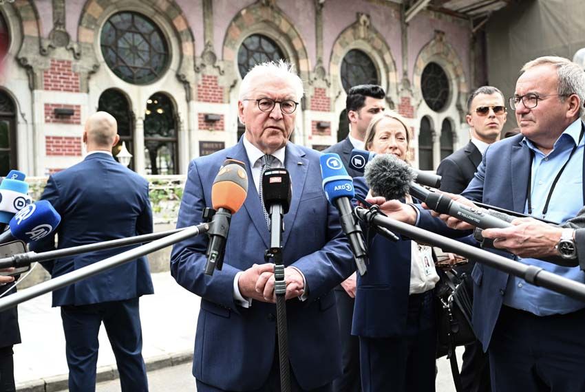 Almanya Cumhurbaşkanı Steinmeier: Almanya ve Türkiye 100 yıldır sıkı sıkıya bağlı Almanya Cumhurbaşkanı Steinmeier: Almanya ve Türkiye 100 yıldır sıkı sıkıya bağlı - 2. Resim