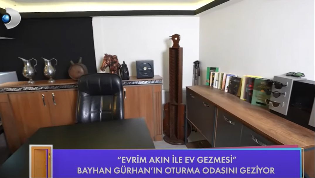 Evrim Akın, Popstar Bayhan’ın evini gezdi! Neredeyse her odası siyah - 4. Resim