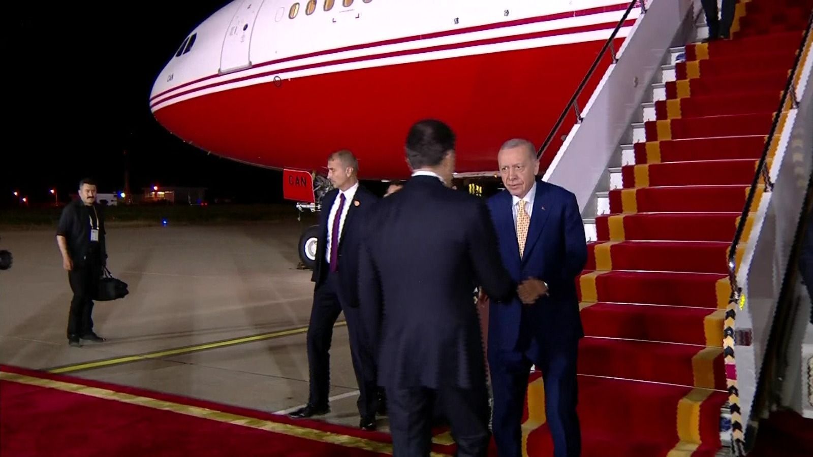 Irak ziyaretinin ikinci durağı: Cumhurbaşkanı Erdoğan Erbil'de - 2. Resim