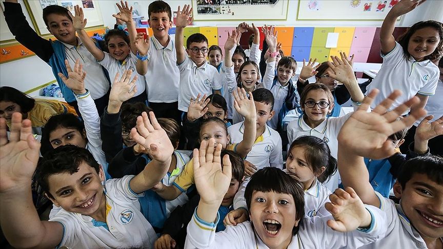 24 Nisan Çarşamba günü okullarda eğitime devam edilecek 24 Nisan Çarşamba günü okullarda eğitime devam edilecek - 1. Resim