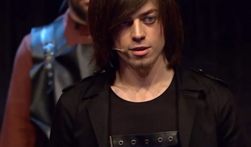 Acun Ilıcalı’nın Yetenek Sizsiniz programında meşhur ettiği Aref Ghafouri’nin son hali ortaya çıktı Acun Ilıcalı’nın Yetenek Sizsiniz programında meşhur ettiği Aref Ghafouri’nin son hali ortaya çıktı - 1. Resim