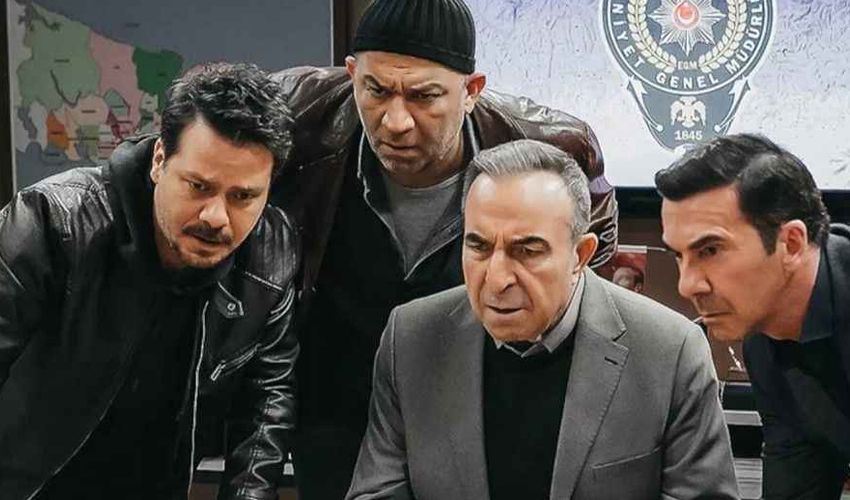 Arka Sokaklar’ın Mesut’u geri mi dönüyor? Dizi hayranları sevinçten havaya uçacak - 1. Resim