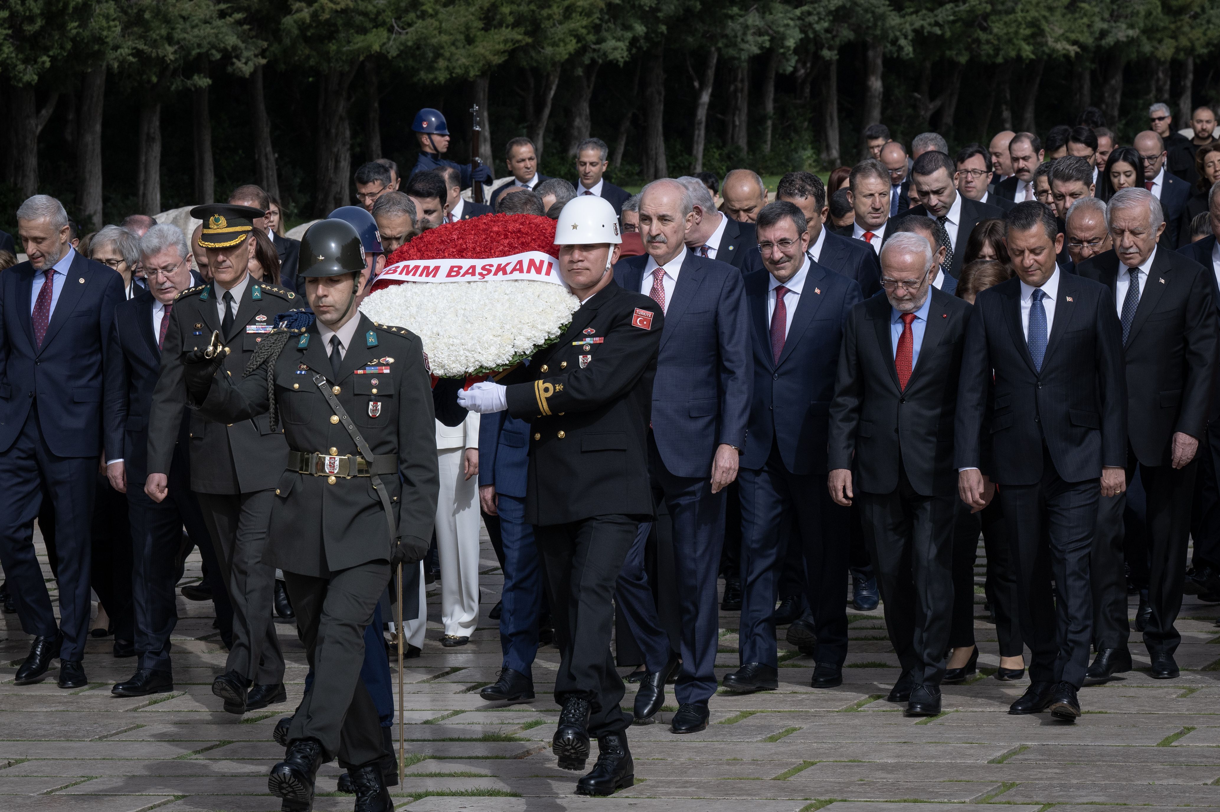 Cumhurbaşkanı Erdoğan'dan 23 Nisan mesajı Cumhurbaşkanı Erdoğan'dan 23 Nisan mesajı - 2. Resim