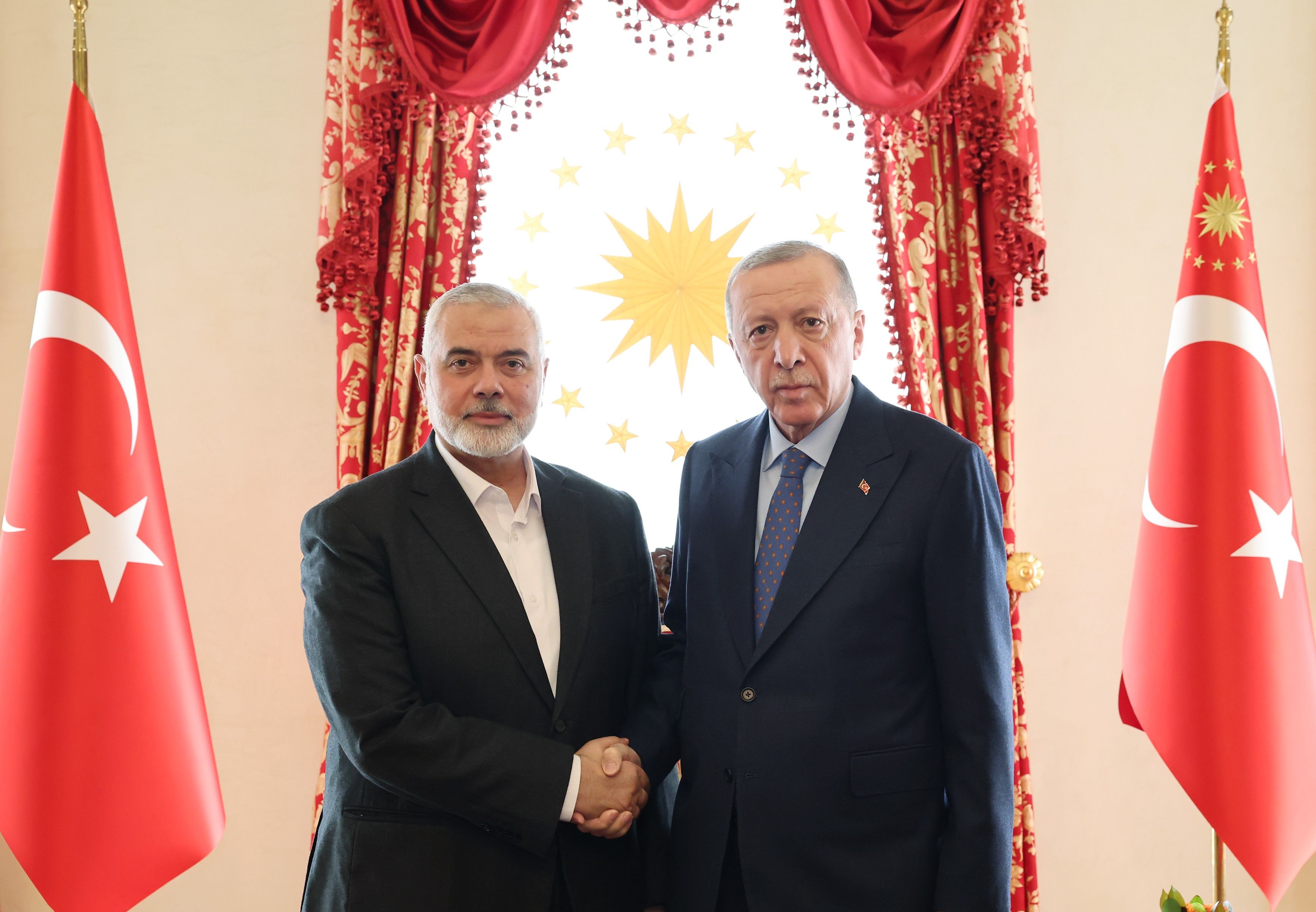 Cumhurbaşkanı Erdoğan'dan Irak dönüşü sert mesaj: Terörü öyle ya da böyle bitireceğiz, kararlıyız Cumhurbaşkanı Erdoğan'dan Irak dönüşü sert mesaj: Terör öyle ya da böyle bitireceğiz, kararlıyız - 2. Resim