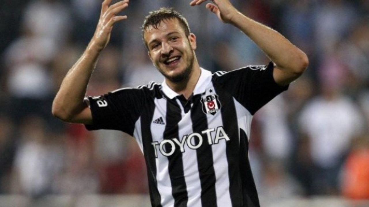 Eski futbolcu Batuhan Karadeniz’in hayatı ve kariyeri - 1. Resim