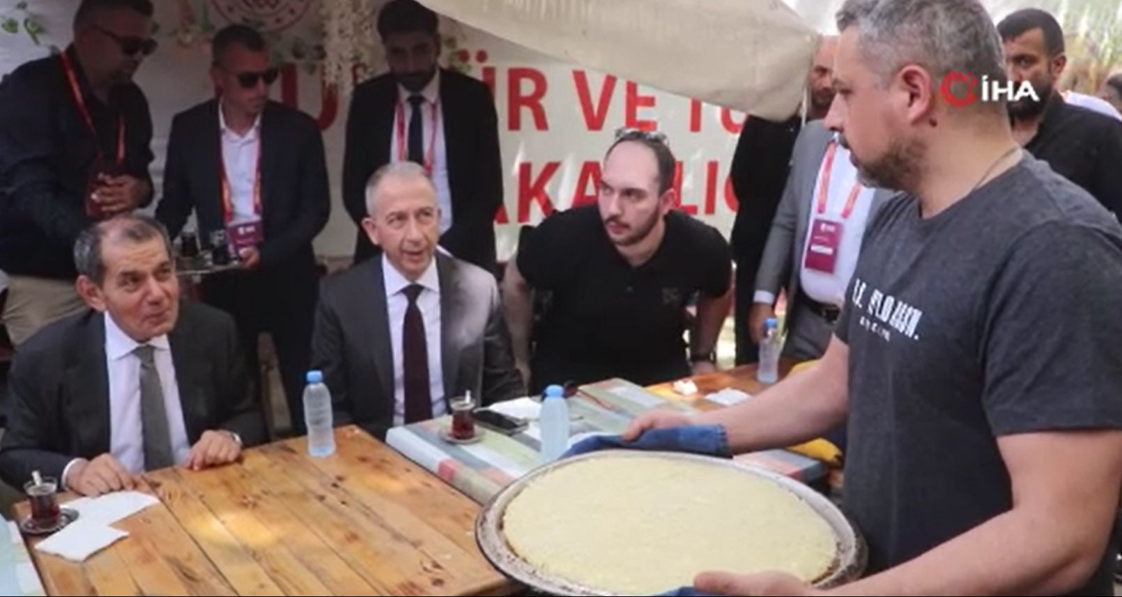 Galatasaray Başkanı Dursun Özbek'in güldüren diyalogu 