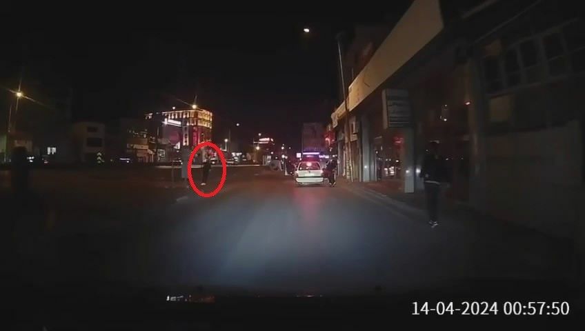 Husumetlisine kurşun yağdıran saldırgan trafikte dehşet saçtı! 27 yıl hapis cezası olduğu öğrenildi - 1. Resim