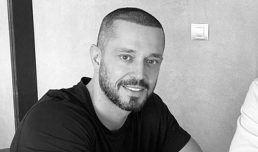 Murat Boz’dan yeni imaj! Farklı saç stili çok konuşulacak Murat Boz’dan yeni imaj! Farklı saç stili çok konuşulacak - 1. Resim