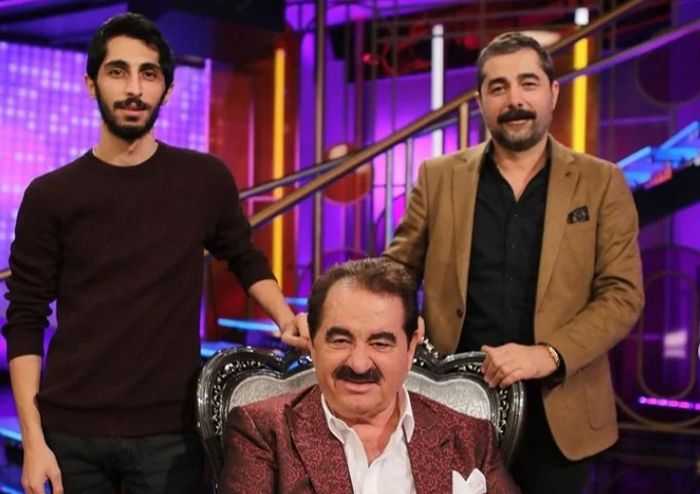 Oğlu “Akıl sağlığı yerinde değil” demişti! Tatlıses’ten ‘akrep’ göndermesi Oğlu “Akıl sağlığı yerinde değil” demişti! Tatlıses’ten ‘akrep’ göndermesi - 2. Resim