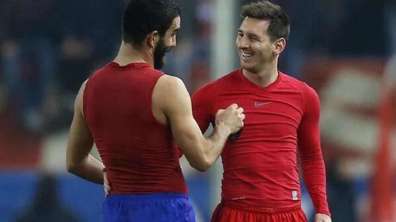 Arda Turan, Messi ile ilgili özel anısını ilk defa anlattı: 'Git, bunu hak ettin' der gibiydi - 3. Resim