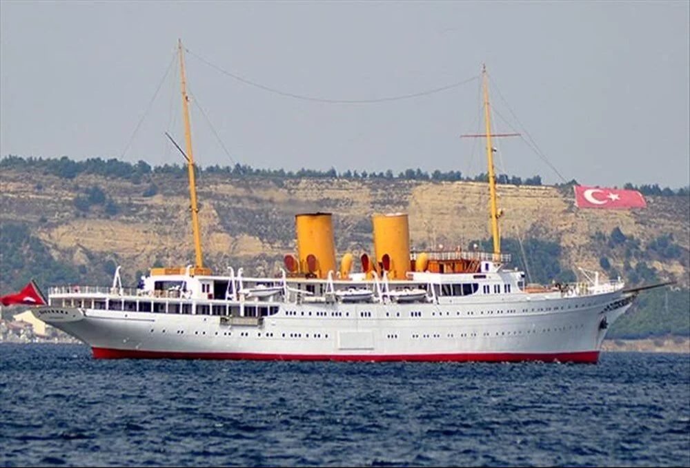 Atatürk'ün son 54 gününü geçirdiği Savarona yatı onarılıyor! Atatürk'ün son 54 gününü geçirdiği Savarona yatı onarılıyor! - 1. Resim