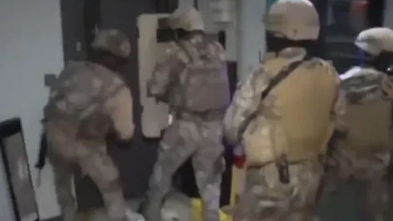 Birçok ilde 'Sibergöz-33' ve 'Sibergöz-34' operasyonu! Çok sayıda gözaltı var - 1. Resim