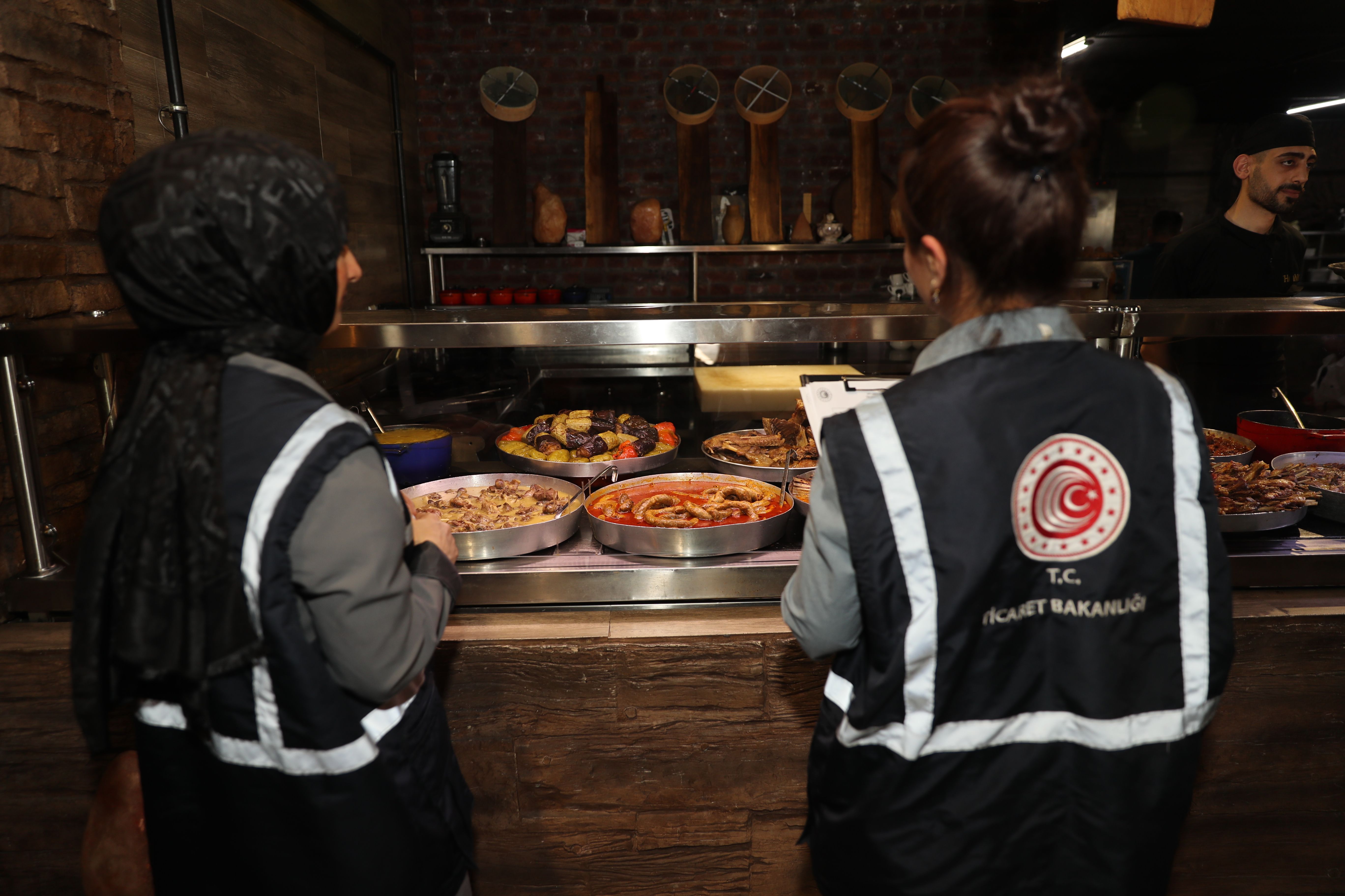 Vatandaş, restorana dönecek mi? Asgari ücret/porsiyon döner paritesi bakın nasıl düştü - 1. Resim