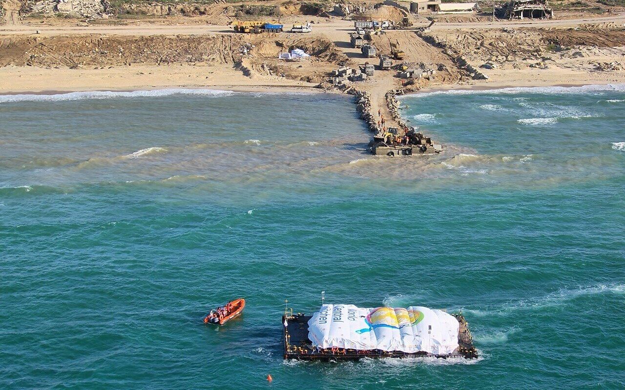 Gazze’de BM ekibinin bulunduğu bölgeye ateş açıldı Gazze’de BM ekibinin bulunduğu bölgeye ateş açıldı - 1. Resim