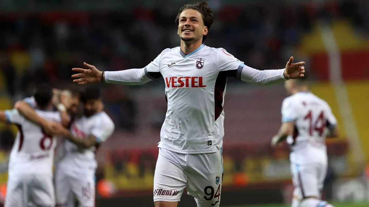 PFDK'ya sevk edilen Trabzonspor'lu futbolcu Enis Destan'ın hayatı ve biyografi kariyeri - 1. Resim