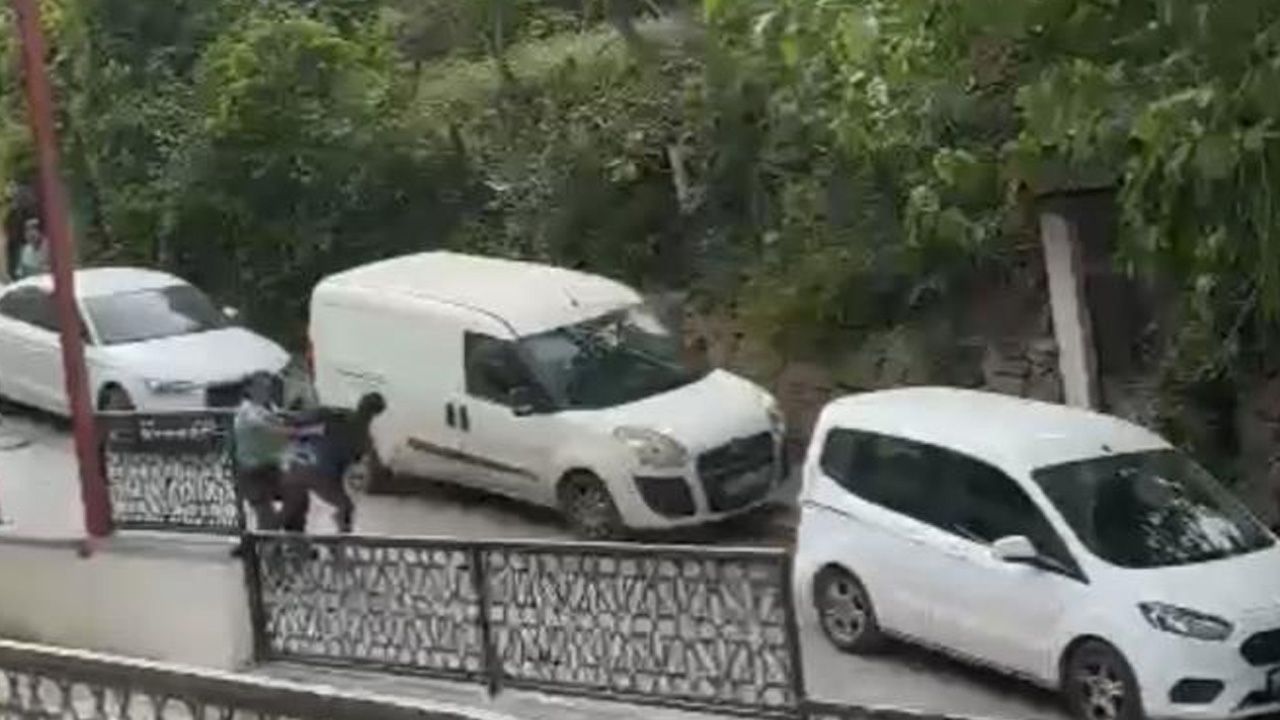 Site yöneticileri vatandaşları çıldırttı! "Buranın kralı da biziz polisi de" Site yöneticileri vatandaşları çıldırttı! "Buranın kralı da biziz polisi de" - 1. Resim