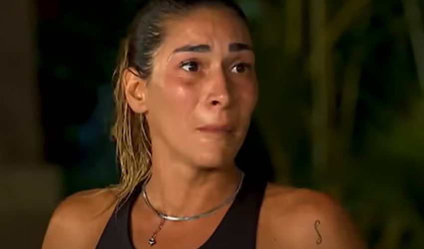 Survivor’da Berna elendi, ortalık karıştı! Aleyna ile birbirlerine girdiler - 2. Resim