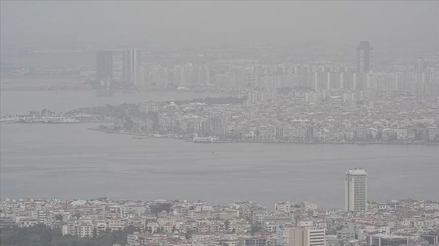 Afrika'dan gelen toz bulutu tam 3 gün boyunca etkili olacak Tekirdağ'dan giriş yapacak çöl tozu tam 3 gün boyunca etkili olacak - 3. Resim