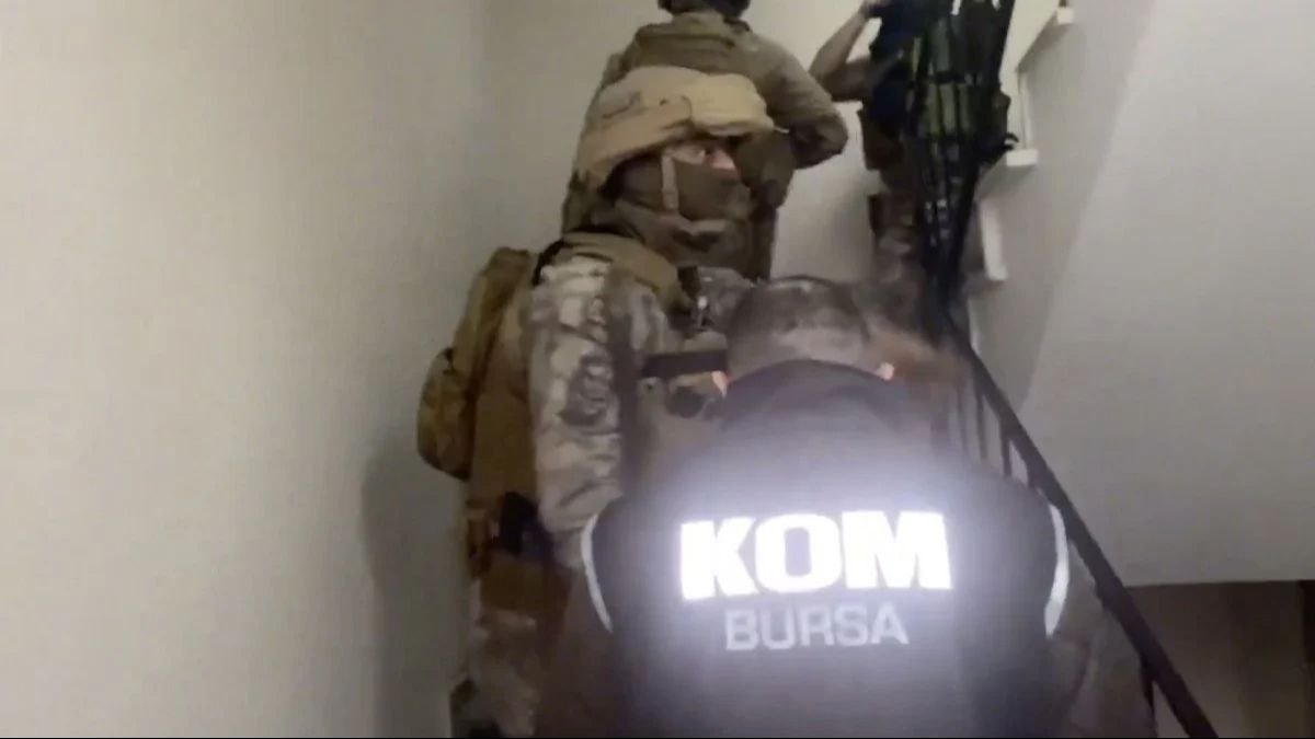 10 ayda 454 organize suç örgütü çökertildi, halkanın son ismi Hakkı Saral oldu - 1. Resim