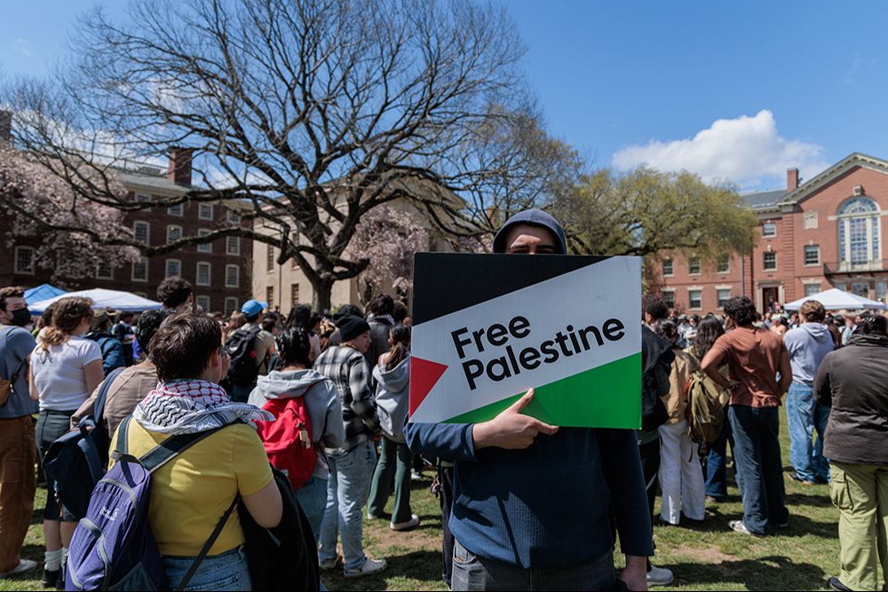 ABD üniversitelerinde Gazze isyanı! Polis bastırdı, onlar patladı - 1. Resim