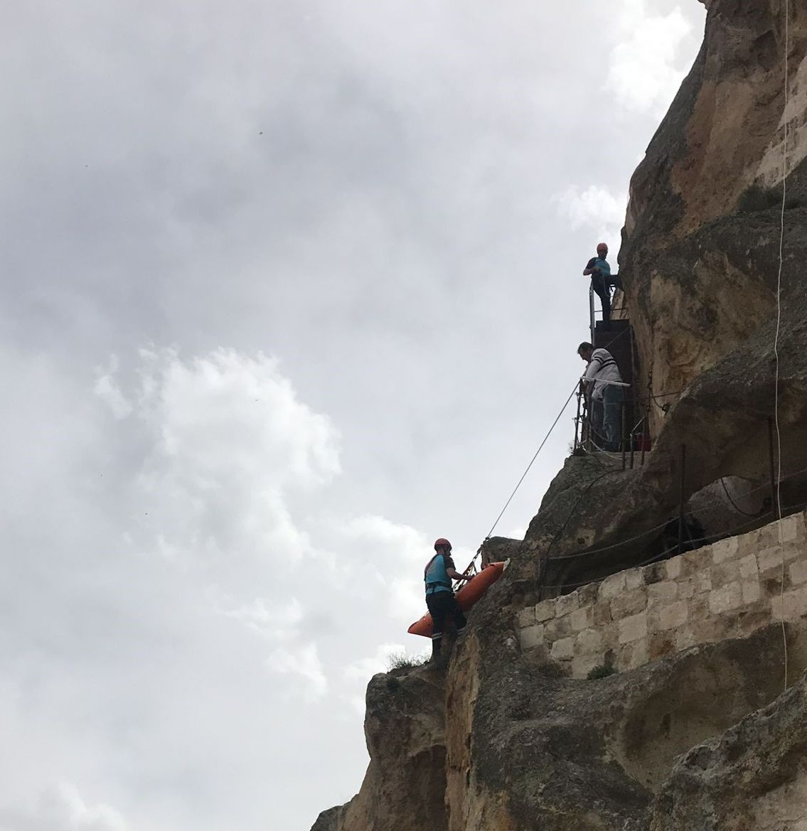 Balayı için Kapadokya'ya geldi, Ortahisar Kalesi'nde mahsur kaldı - 1. Resim