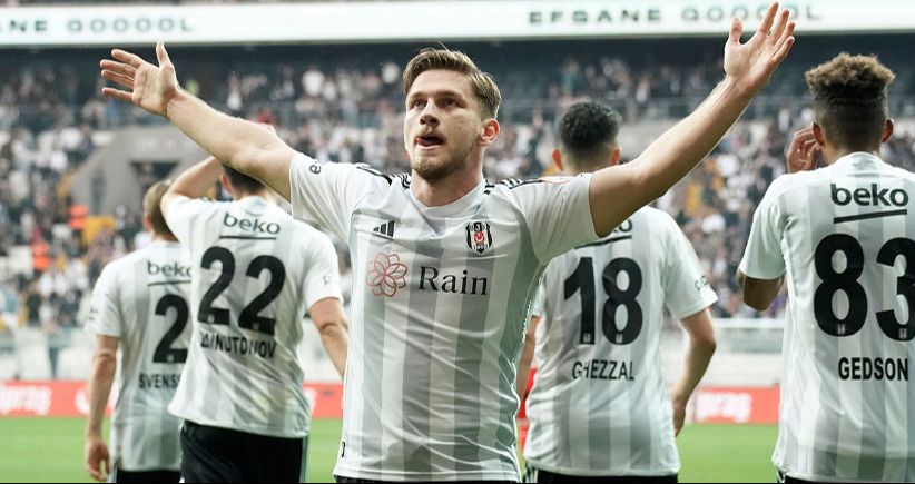 Beşiktaş'tan Semih Kılıçsoy kararı! Fenerbahçe derbisine saatler kala flaş gelişme Beşiktaş'tan Semih Kılıçsoy kararı! Fenerbahçe derbisine saatler kala flaş gelişme - 1. Resim