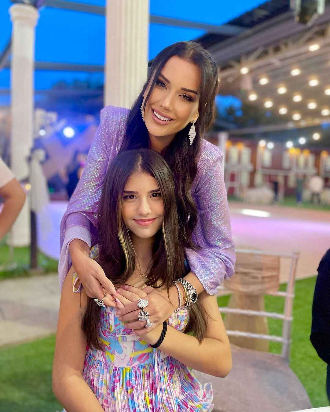 Dilan Polat, mahkemede sinir krizi geçirdi! ‘Nilda’ çığlıklarıyla hapse götürüldü Dilan Polat, mahkemede sinir krizi geçirdi! ‘Nida’ çığlıklarıyla hapse götürüldü - 3. Resim