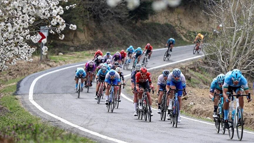İstanbul'da  28 Nisan Pazar günü 59. Cumhurbaşkanlığı Türkiye Bisiklet Turu nedeniyle bazı yollar trafiğe kapatılacak İstanbul'da  28 Nisan Pazar günü 59. Cumhurbaşkanlığı Türkiye Bisiklet Turu nedeniyle bazı yollar trafiğe kapatılacak - 1. Resim