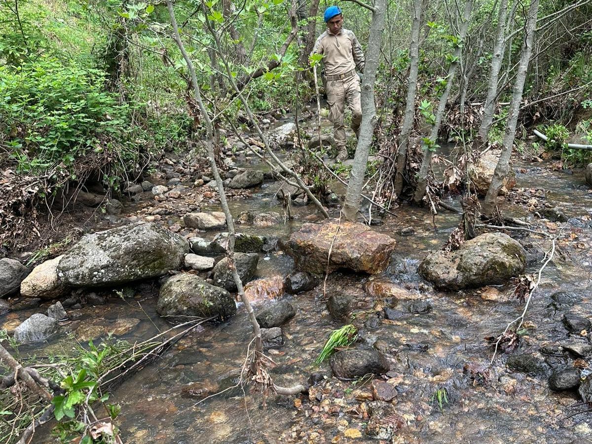 Korhan Berzeg’i arama çalışmalarında yeni bir bulgu! Hemen laboratuvara götürdüler Korhan Berzeg’i arama çalışmalarında yeni bir bulgu! Hemen laboratuvara götürdüler - 1. Resim