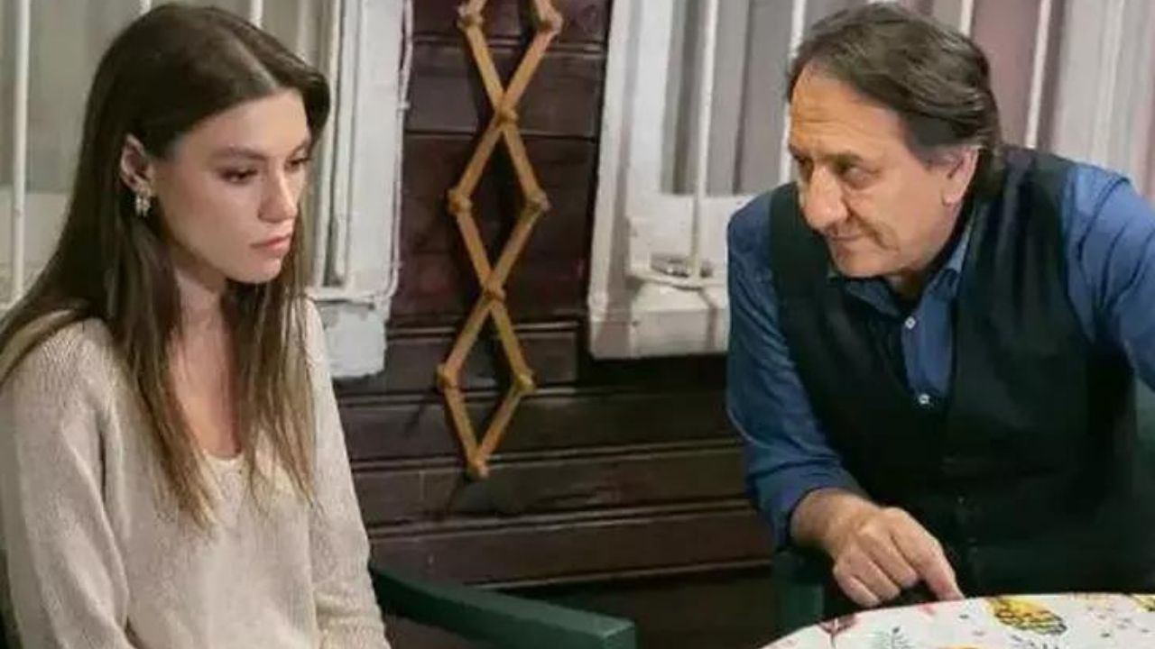 Arka Sokaklar dizisinin Zeliş karakteri Yüsra Geyik hakkında - 2. Resim